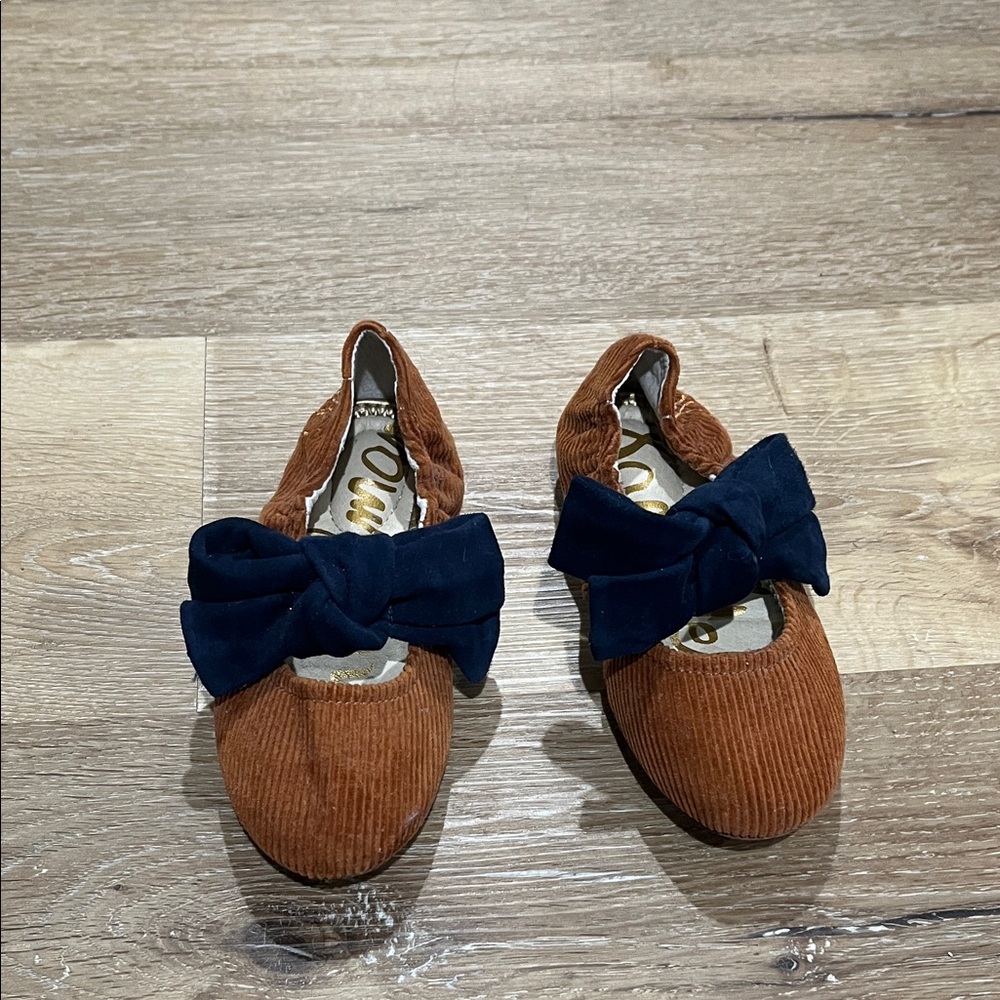 Sam Edelman size 13 Brown and Navy Corduroy Shoes with Bow